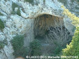 l'entre de la Grotte Rolland